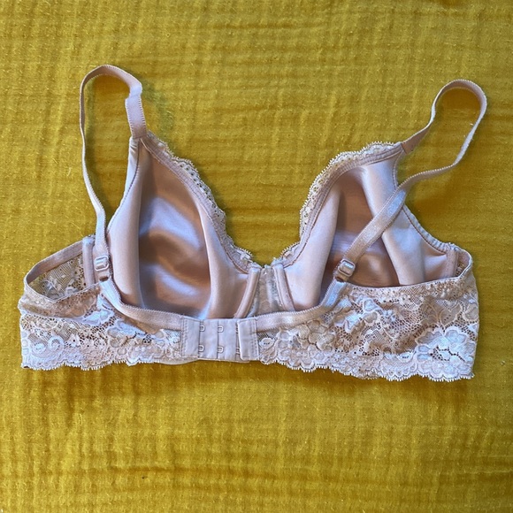 Victorias Secret Bra - Picture 2 of 3